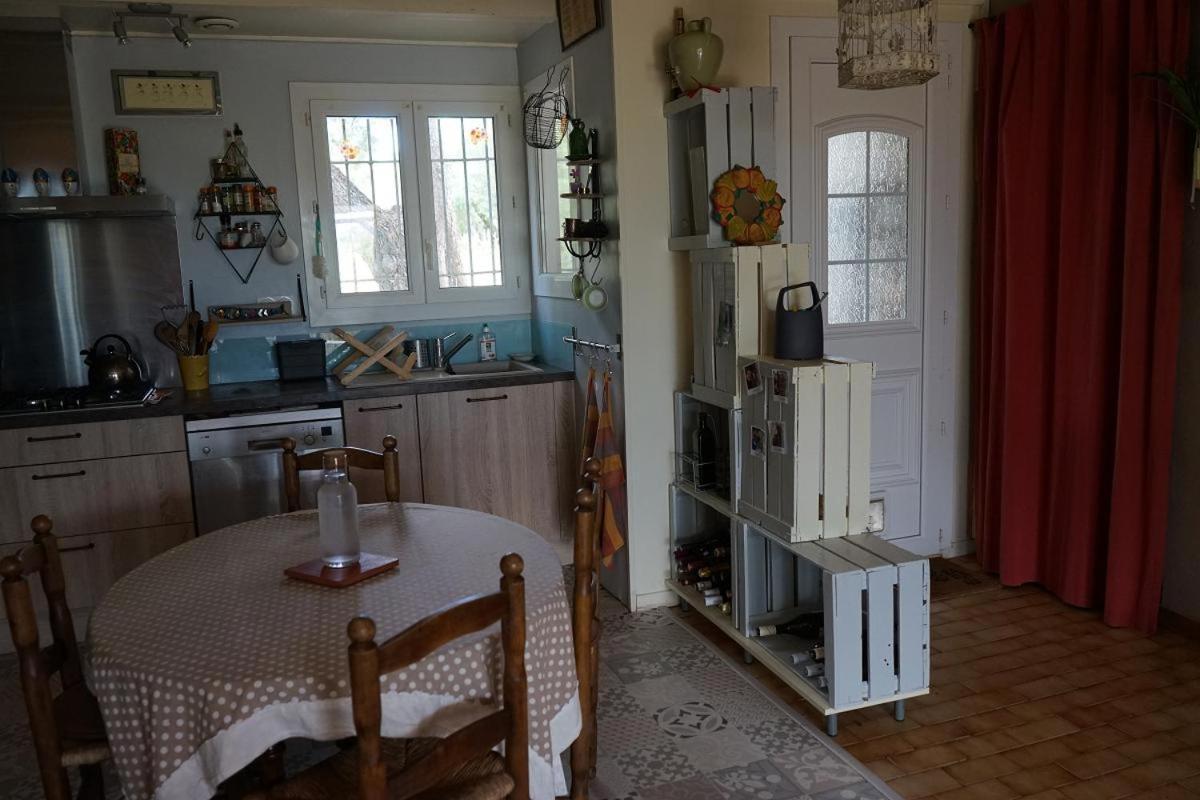 Villa Joli Mas au bord de l'étang de Thau à Marseillan  Extérieur photo